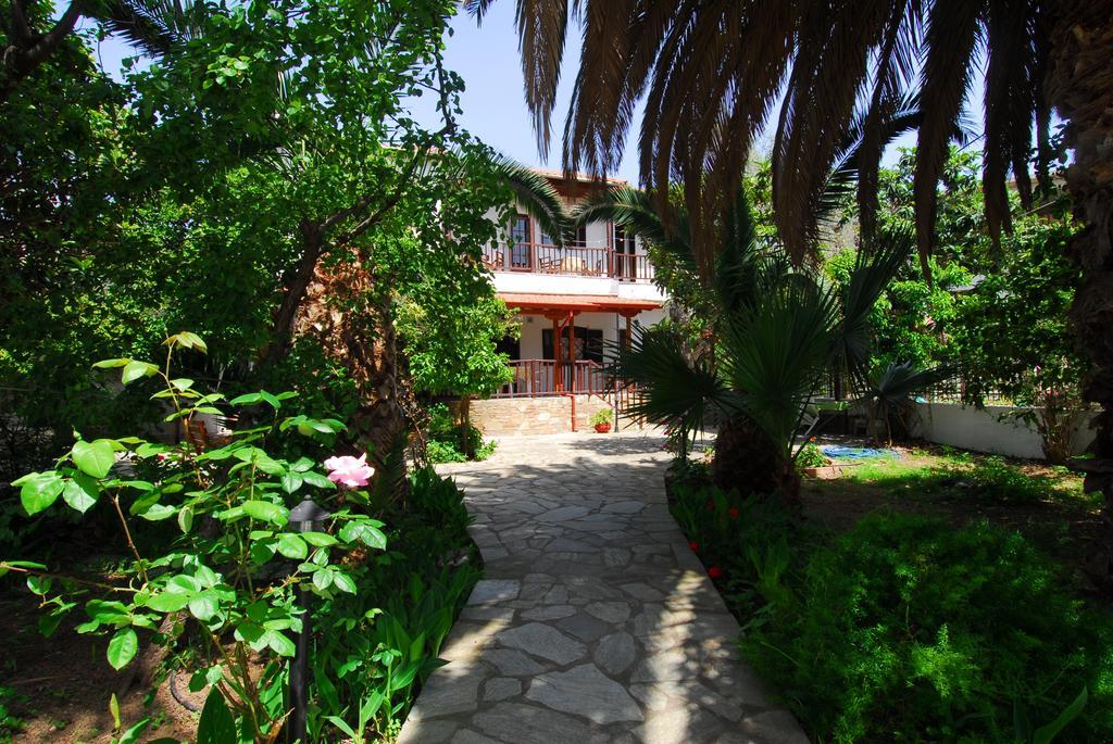 Menelaos Apartments Lefokastro Exterior photo